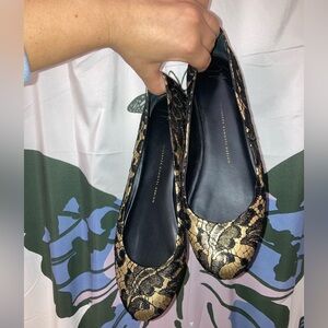Giuseppe Zanotti lace flats